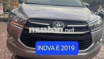 Innova 2019 2.0E - 105000 km