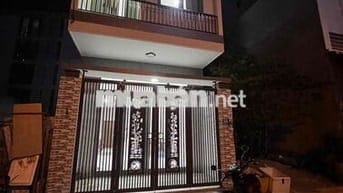 Cho thuê nhà 3 tầng 61 Nguyễn Thiện Kế