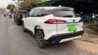 Chính chủ Corolla Cross 2023 bản cao cấp Hybrid