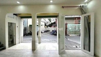 CHO THUÊ NGUYÊN NHÀ GẦN TRƯỜNG CAO ĐẲNG KINH TẾ ĐỐI NGOẠI