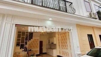 NHÀ 5 TẦNG PHỐ CỔ LINH ĐỐI DIỆN AEON LONG BIÊN ÔTÔ ĐỖ CỬA, 3 PHÒNG NGỦ