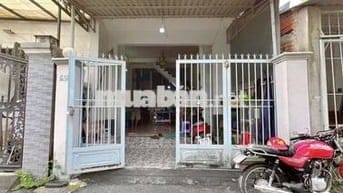 Chủ bán lỗ cắt lãi-Ngộp ngân hàng bán tháo nhà Tân Phú Trung 1,050 tỉ