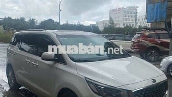 Kia Sedona 2018 2.2L DAT - 11000 km