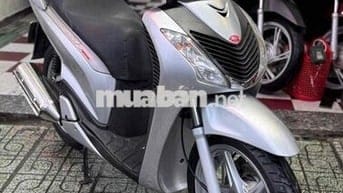 sh 125i nhập ý số máy 5004 bạc bóng siêu đẹp 9 chu