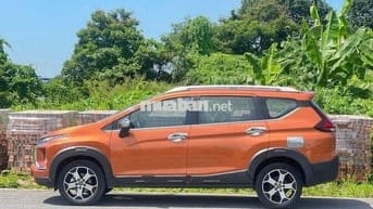 Mitsubishi Xpander Cross 2020 màu cam 7 chỗ