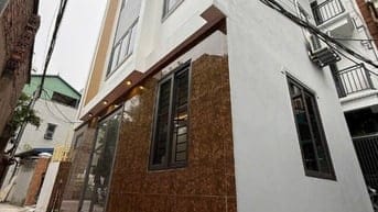 CHUYỂN NHÀ MỚI.CẦN BÁN NHÀ TỰ XÂY 5 TẦNG CHẮC CHẮN. ĐỂ LẠI FULL ĐỒ XỊN