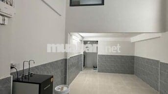 Cho Thuê Phòng Mới xây Q10 gần Ngô Gia Tự, BVien Hòa Hảo, ĐH Kinh Tế