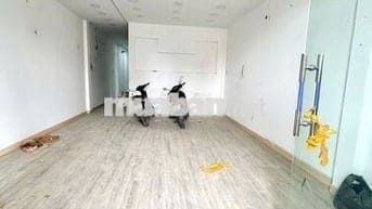 Mặt bằng 3 lầu đường Trần Hoàng Na chỉ 20 triệu