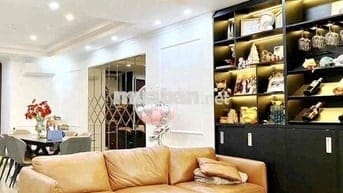 CĂN HỘ 3pn Giảng Võ, Ba Đình giá 9,5 tỷ