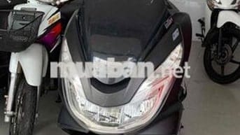 Honda PCX 125 màu đen khóa smart key