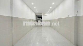 Nhà trệt lầu trống suốt hẻm đường Nguyễn Trãi chỉ 6 triệu