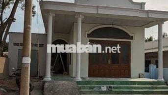 BÁN LÔ ĐẤT NĂM NGAY TRUNG TÂM PHÚ MỸ, CÓ NHÀ CẤP4, VÀ 5 PHÒNG TRỌ