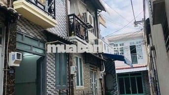 Bán nhà Vi Bằng Hóc Môn 1 lầu có ban công thoáng mát