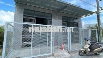 NHÀ MỚI 3 PHÒNG Đ NGUYỄN VĂN TRƯỜNG