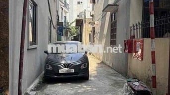 Bán Mảnh Đất Đức Giang,LB-Ngõ Ô Tô-Siêu Đẹp,Thoáng 45M Vuông Vắn