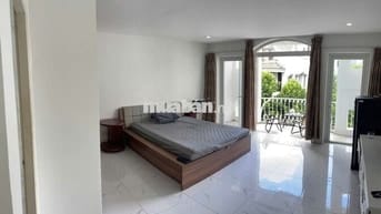 Căn hộ lầu 3 gần cv Hoàng Văn Thụ không phí dịch vụ