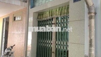 Nhà cấp 4 gốc chính chủ chưa mua bán