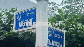 Bán lô Góc Vi Trí Kinh Doanh Mẹ Thứ, sầm uất bậc nhất Hoà Xuân