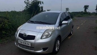 toyota yaris 1.0MT