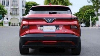 VF6 Plus màu đỏ xe GF