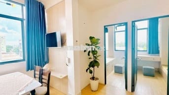 Cho thuê căn hộ dịch vụ 2 phòng ngủ ở ngã tư Bảy Hiền