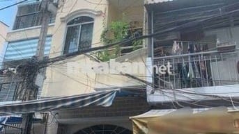 CHỈ NHỈNH 9 TỶ CÓ NHÀ 3 TẦNG HẺM Ô TÔ NGAY TRUNG TÂM Q10