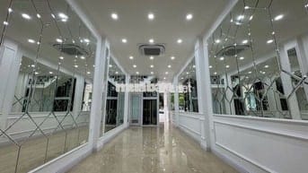 BÁN NHÀ CẦU GIẤY - NHÀ MẶT PHỐ - VỊ TRÍ VÀNG - KINH DOANH ĐỈNH