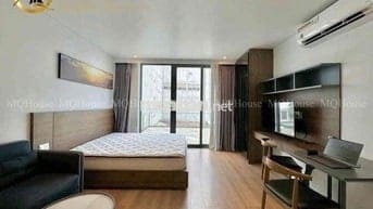 Cho thuê căn hộ cao cấp, ban công cực rộng full nội thất