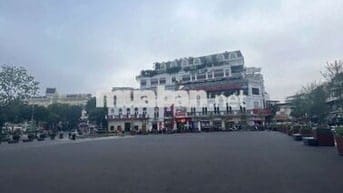 Cho thuê nhà mặt phố Cửa Bắc, 50m2 x 5 tầng, mặt tiền 5m, giá 60 triệu