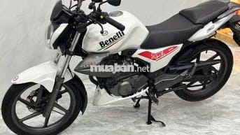 Xe máy Benelli TNT 150 màu trắng nguyên zin