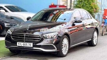 MERCEDES-BENZ E200 Exclusive  dkld 2025 13.000 km