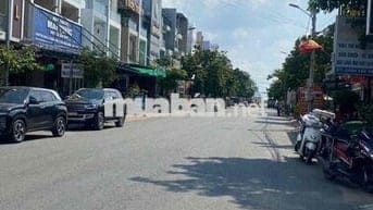 Nhà Phố Liền Kề Mặt Tiền Đinh Thuận - Đối Diện Trung Tâm Việc Làm