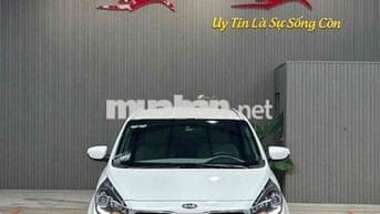 Kia Rondo 2017 MT rất mới
