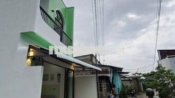 Nhà lầu lộ ô tô phường Long Tuyền