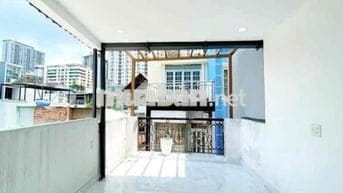 NHÀ ĐẸP VÀO Ở NGAY - TRUNG TÂM Q4