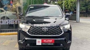 TOYOTA INNOVA CROSS 2.0V 2025 - MỚI TINH