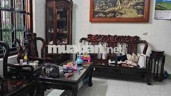 HƠN 3 TỶ SỞ HỮU HÀNG HIẾM TT NGỌC LÂM 100M², TẦNG 2, Ô TÔ QUA NHÀ