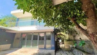 Cho thuê Kho + nhà mặt tiền kinh doanh gần chợ Cầu 10x50 m