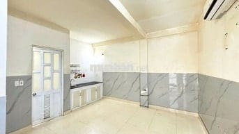 PHÒNG TRỌ CÓ BAN CÔNG THOÁNG GẦN ĐẠI HỌC CÔNG NGHIỆP