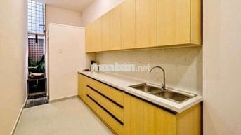 Mình bán nhà đẹp giá rẻ Lê Văn Sỹ Q.3