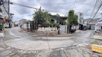 Bán 2 lô liền kề hẻm oto Dường Văn Nga cách đường 2/4 chỉ 300m.