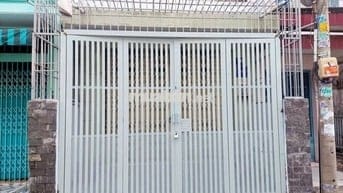 HOT! Cho thuê nhà nguyên căn mặt tiền kinh doanh, Q. Tân Phú