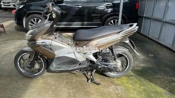 Honda Airblade 110 Fi màu vàng đồng 3D hoa văn