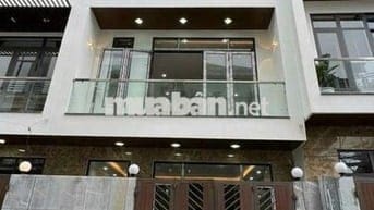 SIÊU PHẨM NGANG 6M - Cách Mạng Tháng 8, p10, quận 10 - Sàn trống suốt