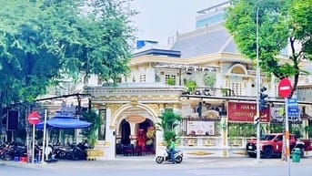 ❇️❇️ Cho Thuê Nhà GÓC 2MT: 86 Võ Văn Tần + Bà Huyện Thanh Quan - Q3