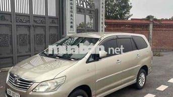 Gđ cần bán innova