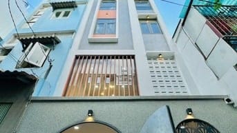 Nhà đẹp giá rẻ! 42m2 Nguyễn Thiện Thuật, P1, Q3, Sổ hồng riêng, hẻm 5m