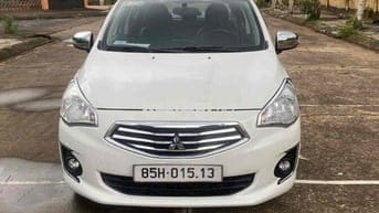 Mitshubishi attrage số tự động rin đẹp fun đồ chơi