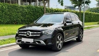 Mercedes Benz GLC model 2022 đen/đen siêu mới