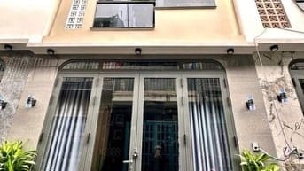Cực hiếm! Chủ cần bán gấp nhà 50m2 Võ Văn Tần, Phường 5, Quận 3, SHR